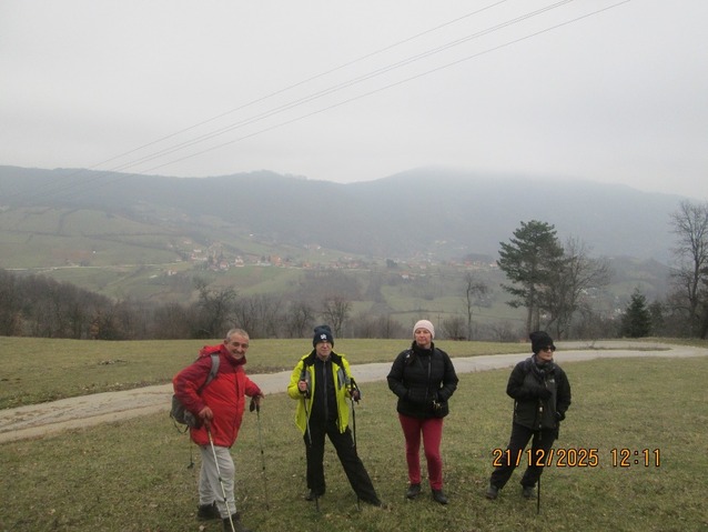 Pogled na selo Drežnik i Gradinu.